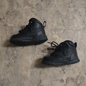 Black Nike Manoa LTR Toddler Boot